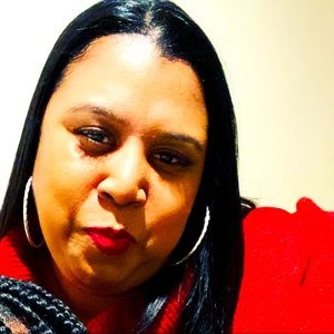 Meet your Posher, Tela